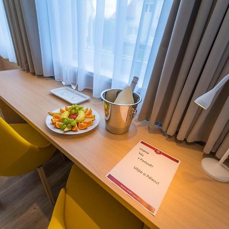 Wellness Hotel Iris Pavlov Dış mekan fotoğraf