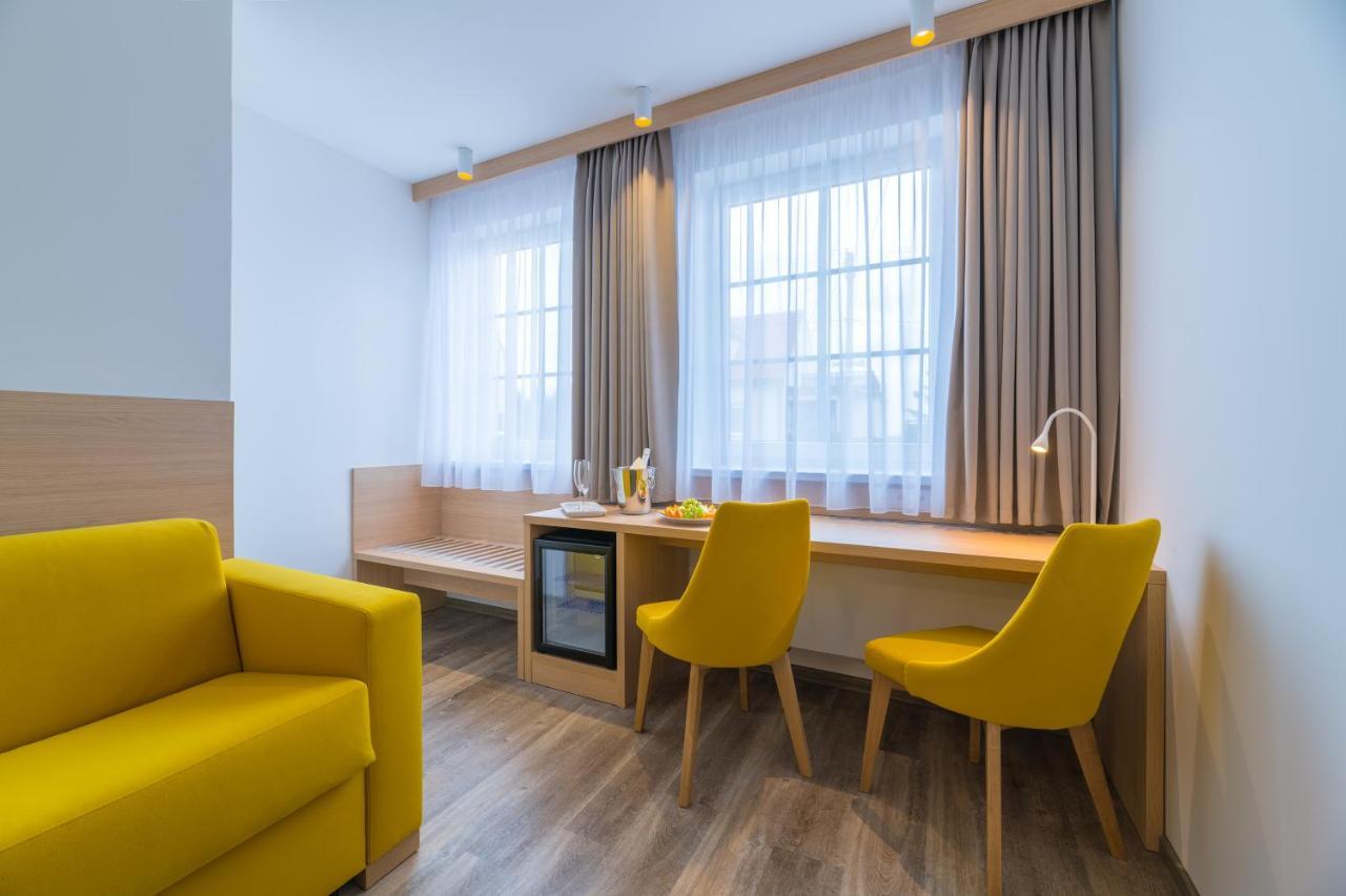 Wellness Hotel Iris Pavlov Dış mekan fotoğraf