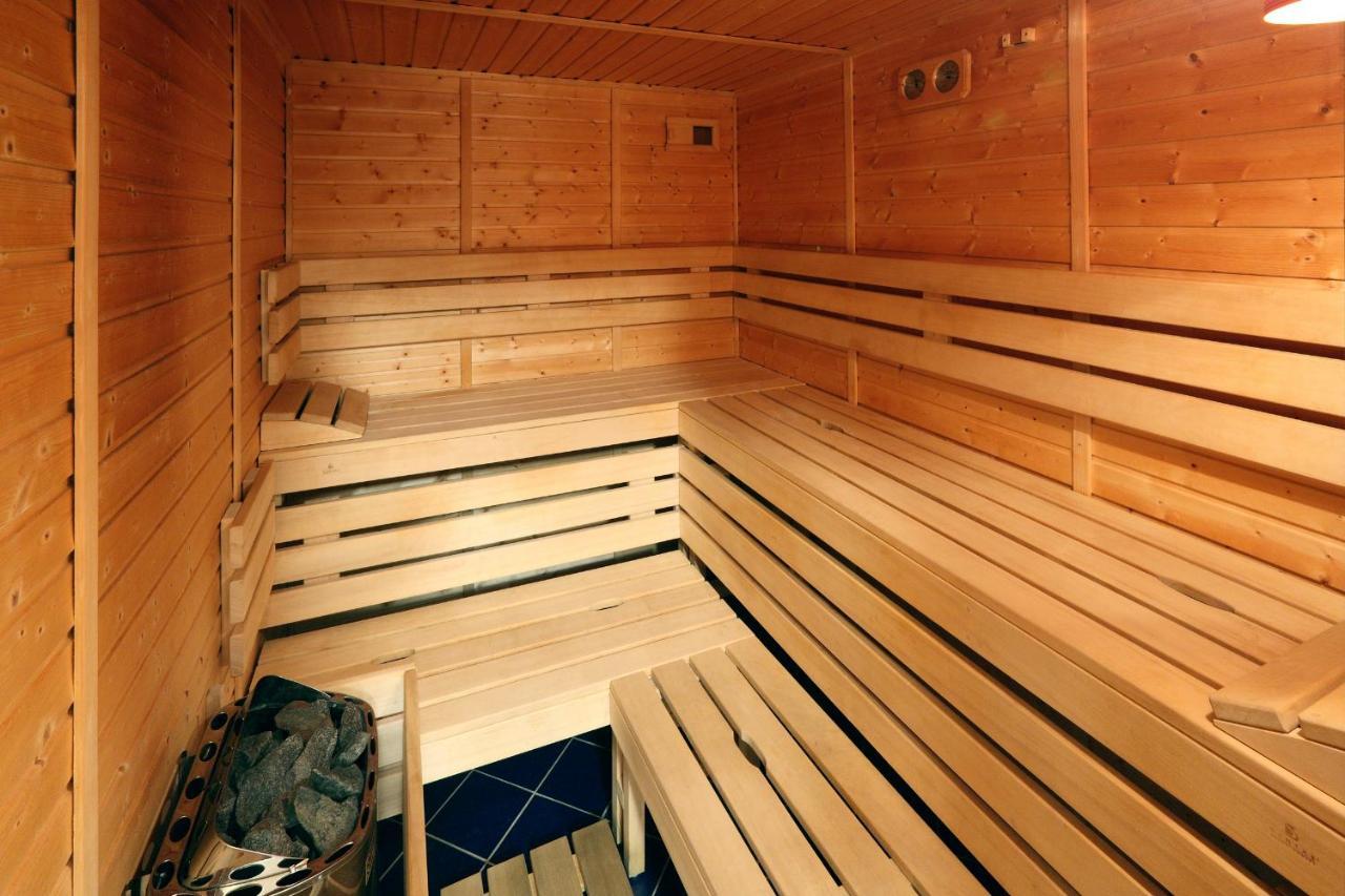 Wellness Hotel Iris Pavlov Dış mekan fotoğraf